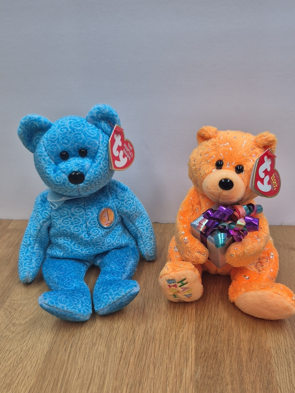 Ty Beanie Babies Bears (2001),(2004)